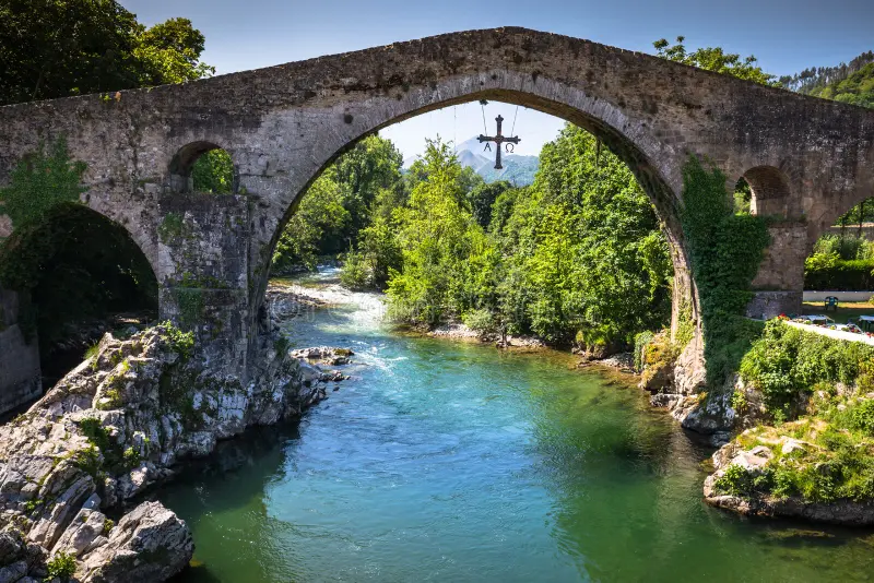 Roman bridge in Cangas de Onís